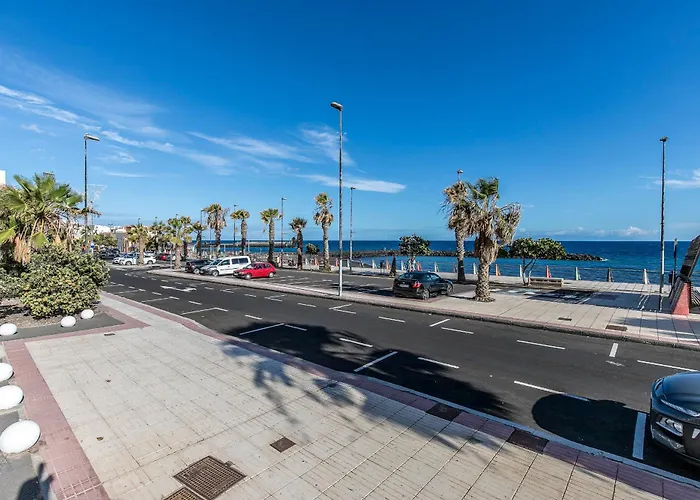 Apartment Seaside Escape, Pool & Terrace In Puertito Gueimar *