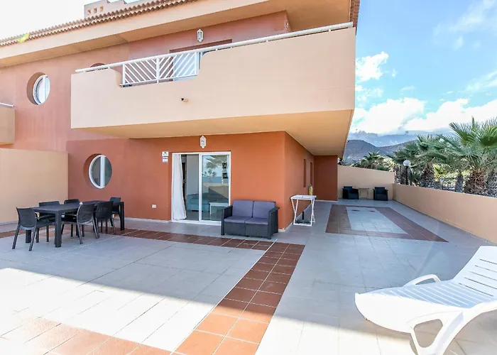 Apartment Seaside Escape, Pool & Terrace In Puertito Gueimar