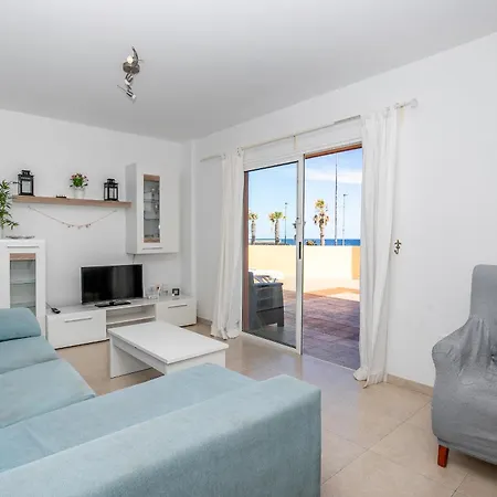 Apartment Seaside Escape, Pool & Terrace In Puertito Gueimar *