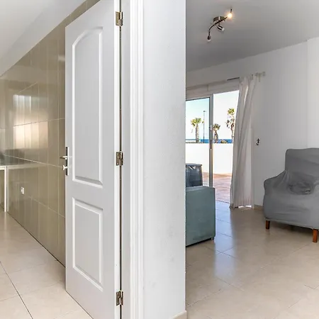 Seaside Escape, Pool & Terrace In Puertito Gueimar Пуэртито-де-Гуимар